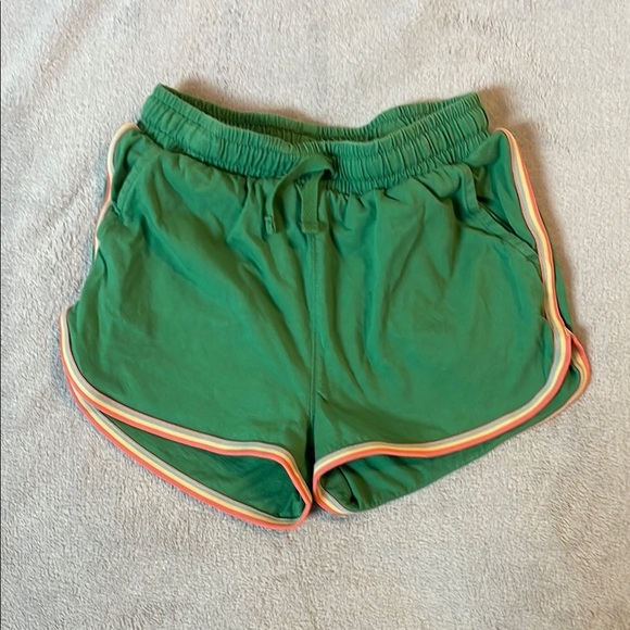 Tea Collection Retro Green Shorts - Picture 1 of 6